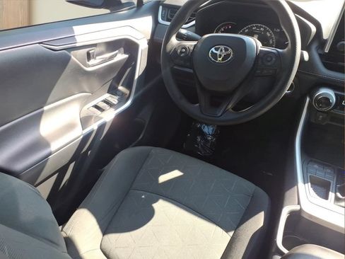 Used 2023 Toyota RAV4 XLE w/ Convenience Package FWD image 20