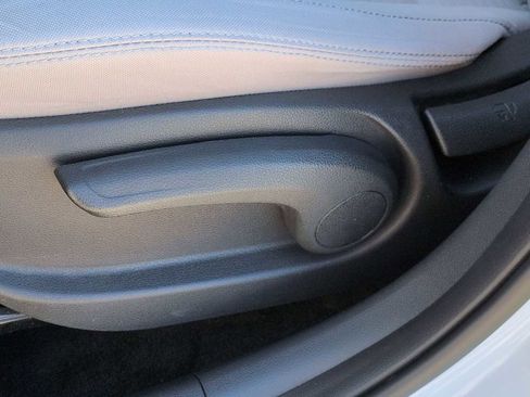 Certified 2021 Hyundai Tucson SE image 18