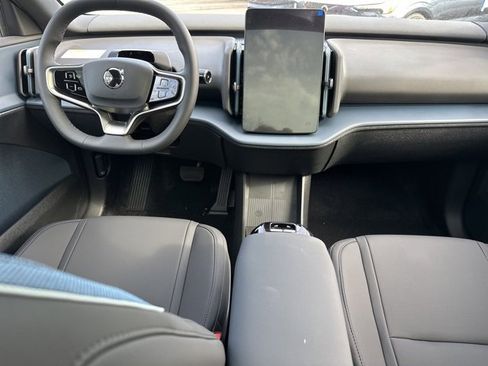 New 2025 Volvo EX30 Ultra w/ Protection Package Premier image 11