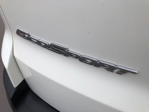 Used 2021 Ford EcoSport S image 14