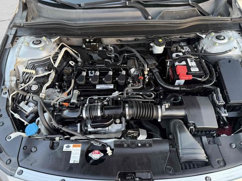 Used 2018 Honda Accord Sport image 29