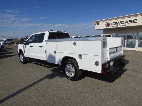 Used 2025 Ford F350 XLT image 14