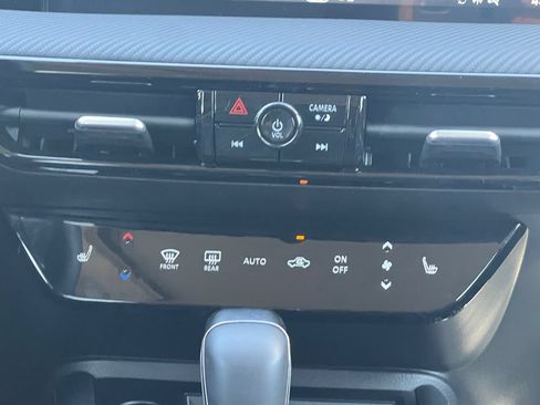 Certified 2026 Nissan Kicks SR w/ SR Premium Package FWD image 4