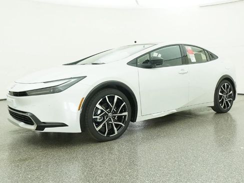 New 2026 Toyota Prius Plug-In Hybrid image 6