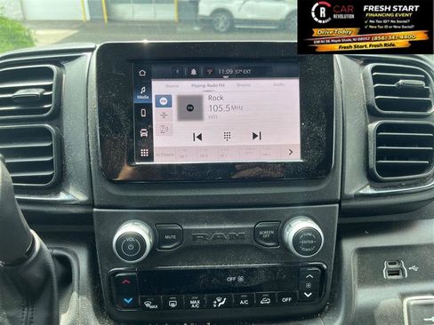 Used 2025 RAM ProMaster 2500 w/ Convenience Group image 14