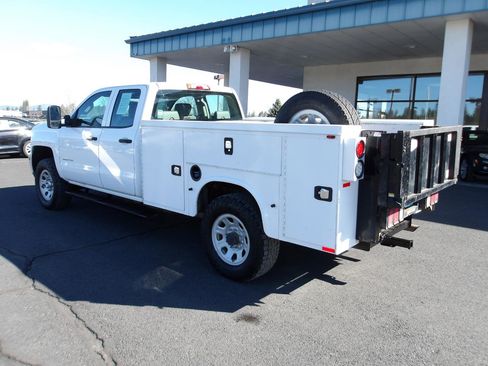 Used 2015 Chevrolet Silverado 3500 W/T AWD/4WD image 3