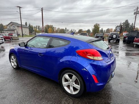 Used 2014 Hyundai Veloster image 4