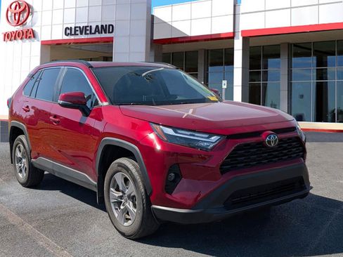 Used 2025 Toyota RAV4 XLE w/ Convenience Package image 2