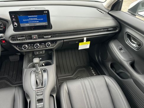 New 2026 Honda HR-V EX-L image 18