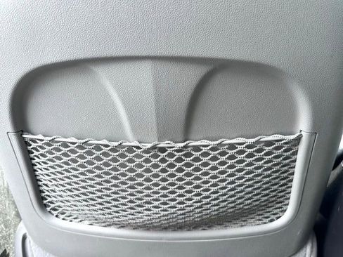 Used 2014 Cadillac SRX FWD image 16