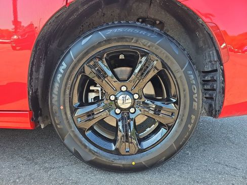 Used 2023 Dodge Charger SXT RWD image 36