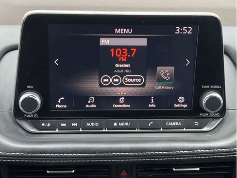 Used 2021 Nissan Rogue S image 13