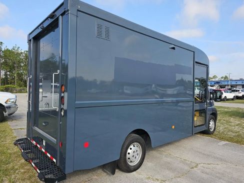 Used 2022 RAM ProMaster 3500 w/ Fleet Safety Group FWD image 4