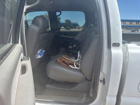 Used 2003 Chevrolet Silverado 2500 LT w/ Skid Plate Package AWD/4WD image 9
