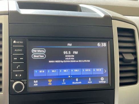 Used 2019 Nissan Frontier SV AWD/4WD image 16