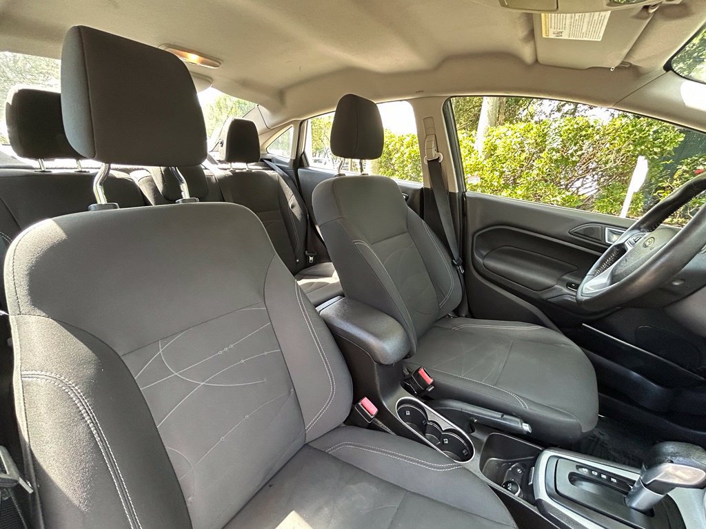 Used 2016 Ford Fiesta SE FWD image 28