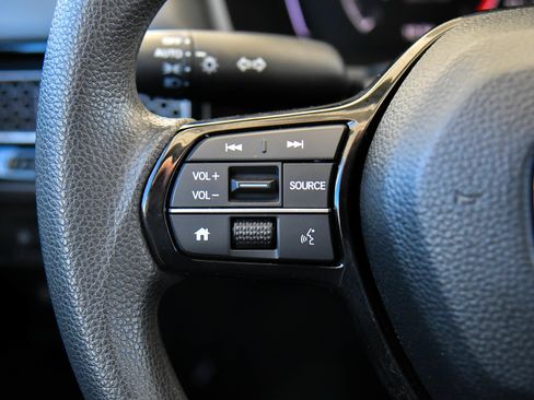 Used 2025 Honda Civic LX image 29