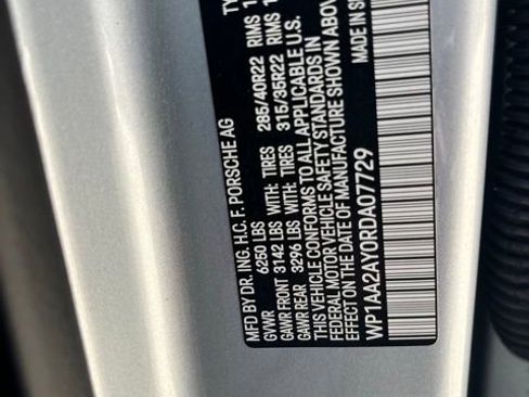 Used 2024 Porsche Cayenne image 13