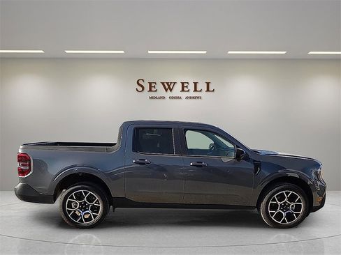 New 2025 Ford Maverick Lariat w/ 4K Tow Package image 5