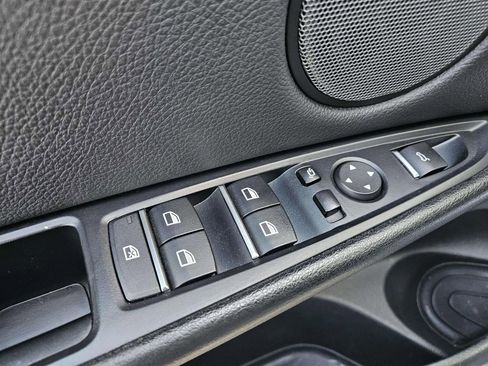 Used 2016 BMW X5 xDrive50i image 16