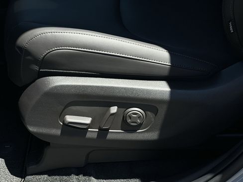 New 2026 Kia Carnival SX FWD image 19