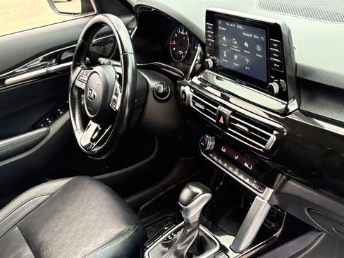 Used 2021 Kia Seltos EX image 38