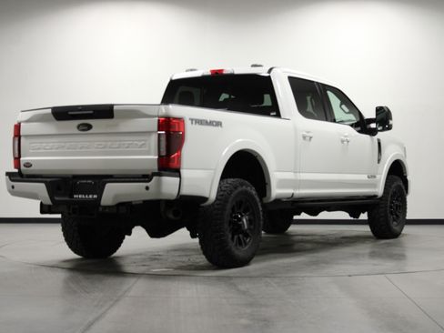 Used 2022 Ford F250 Lariat w/ Tremor Off-Road Package image 4