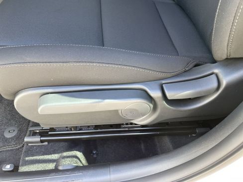 Certified 2026 Hyundai Kona SE FWD image 14