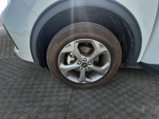 Used 2025 Ford Escape ST-Line Select AWD/4WD image 13