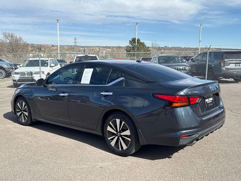 Used 2022 Nissan Altima 2.5 SL image 5