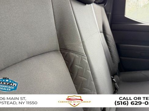 Used 2025 Toyota Tacoma SR5 AWD/4WD image 27