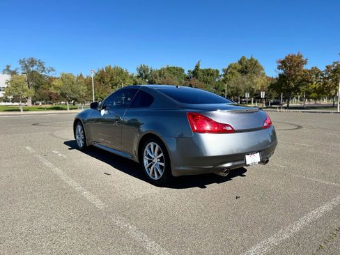 Used 2014 INFINITI Q60 Journey w/ Premium Package image 7