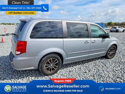Used 2014 Dodge Grand Caravan SE image 4
