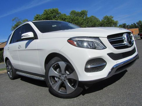 Used 2016 Mercedes-Benz GLE 350 w/ Premium Package image 2