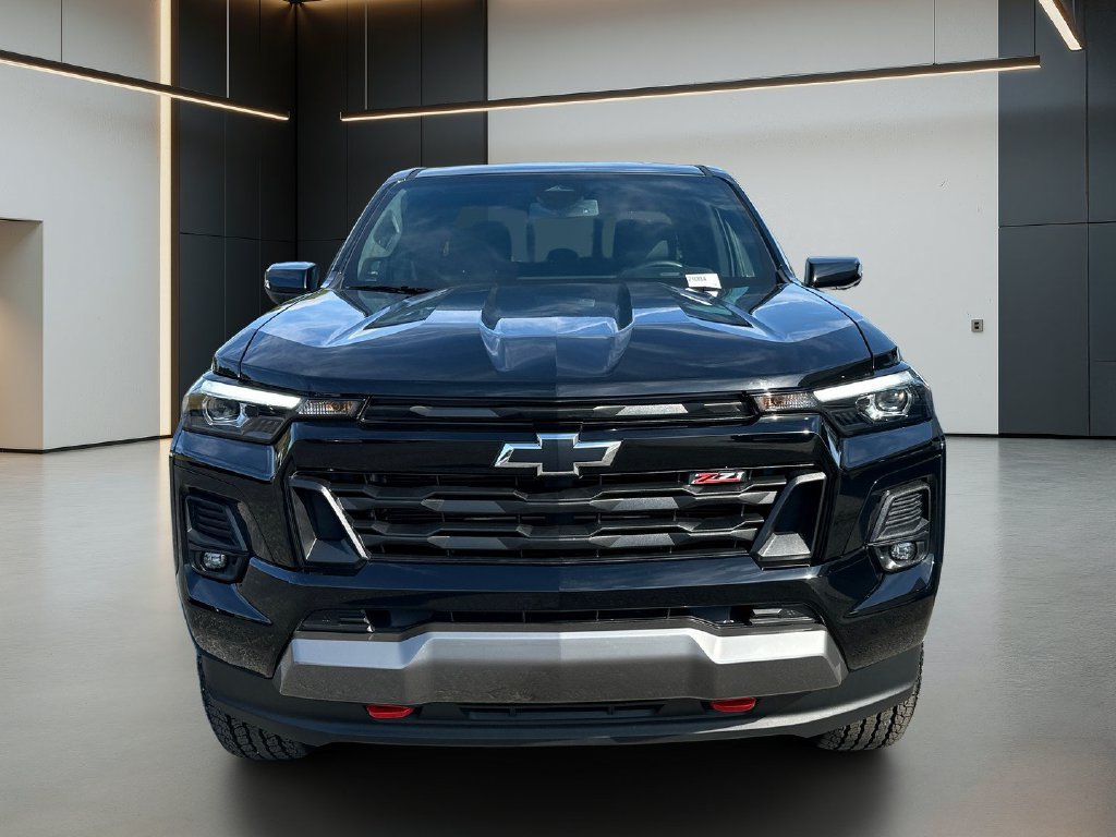 Used 2026 Chevrolet Colorado Z71 AWD/4WD image 9