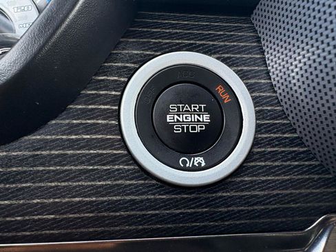Used 2019 RAM 1500 Limited AWD/4WD image 40