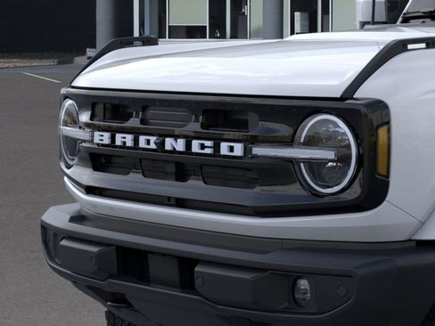 New 2025 Ford Bronco Outer Banks image 19