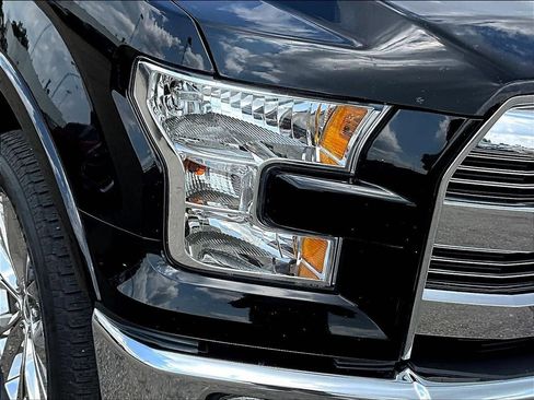 Used 2017 Ford F150 Lariat w/ Equipment Group 501A Mid AWD/4WD image 33