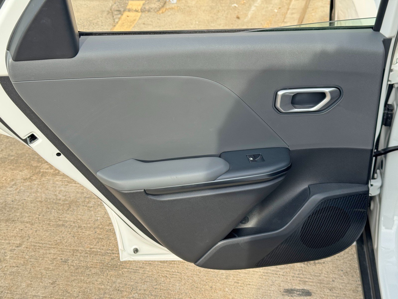 Used 2025 Kia K4 FWD image 35