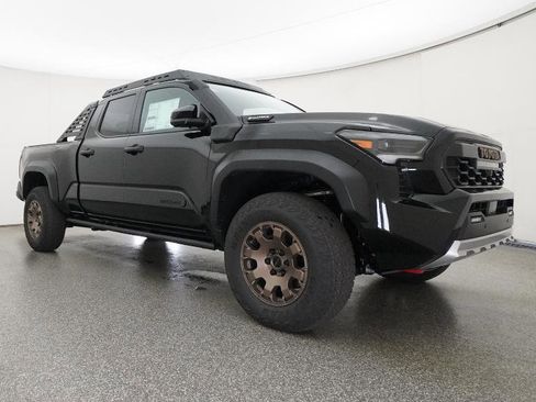 New 2025 Toyota Tacoma Trailhunter image 30