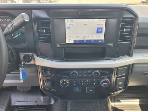 New 2026 Ford F250 XL w/ XL Chrome Package RWD image 10