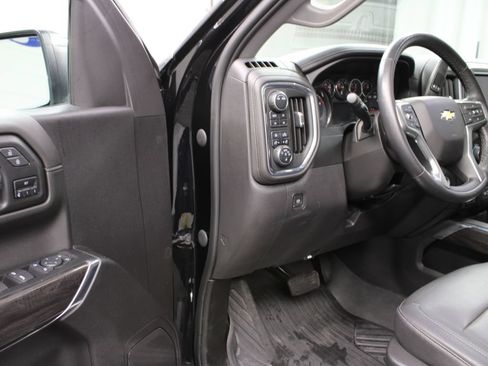 Used 2021 Chevrolet Silverado 1500 LTZ w/ Z71 Off-Road Package AWD/4WD image 46