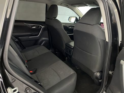 Used 2021 Toyota RAV4 XLE FWD image 24