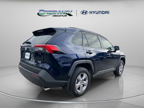 Used 2025 Toyota RAV4 XLE w/ Convenience Package image 7