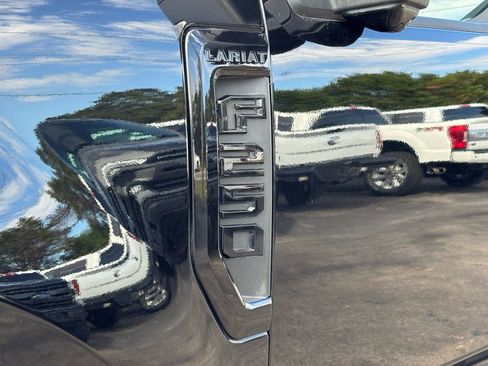 Used 2019 Ford F250 Lariat w/ Lariat Ultimate Package AWD/4WD image 10