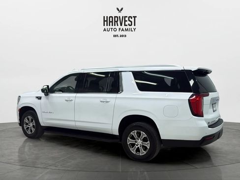 Used 2022 GMC Yukon XL SLE w/ Max Trailering Package AWD/4WD image 3
