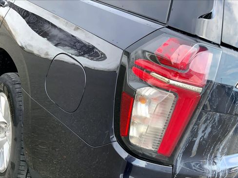 Used 2022 Chevrolet Tahoe Premier image 29