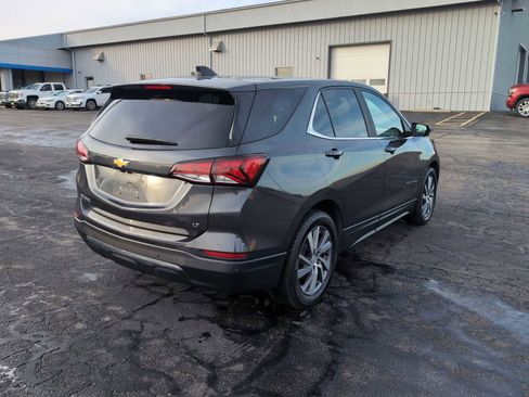 Used 2022 Chevrolet Equinox LT image 3