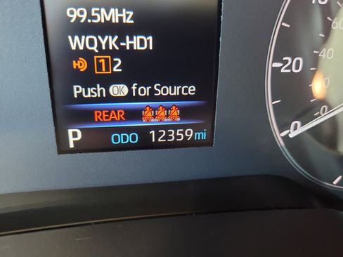 Certified 2025 Toyota Corolla LE image 31