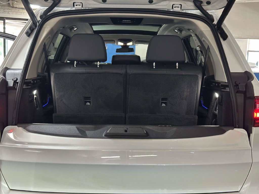 Used 2022 BMW X7 xDrive40i w/ Premium Package AWD/4WD image 33